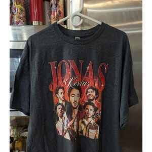 Kevin Jonas T-Shirt-XXL